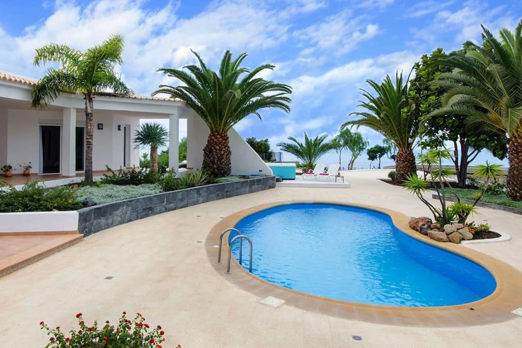 Luxe Villa With Private Pool, Jacuzzi And Spectacular Views Costa Adeje  Exteriér fotografie
